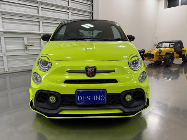 アバルト595 コンペティツィオーネ メイクユアスコーピオン 正規ディーラー車 5速MT カロッツェリアナビ&TV&バックカメラ アドレナリングリーン(3枚目)