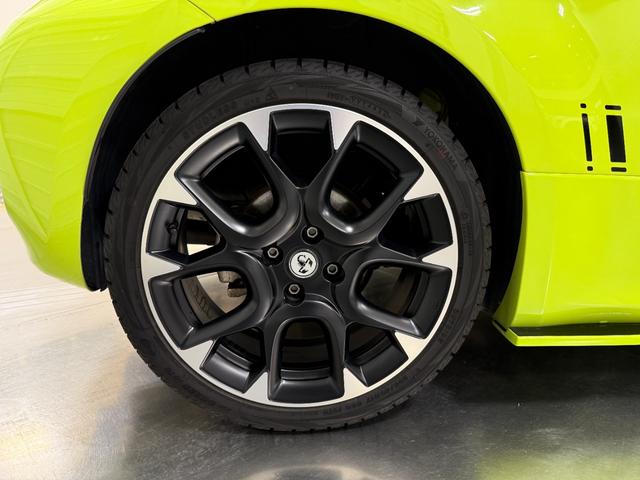 アバルト595 コンペティツィオーネ メイクユアスコーピオン 正規ディーラー車 5速MT カロッツェリアナビ&TV&バックカメラ アドレナリングリーン(7枚目)