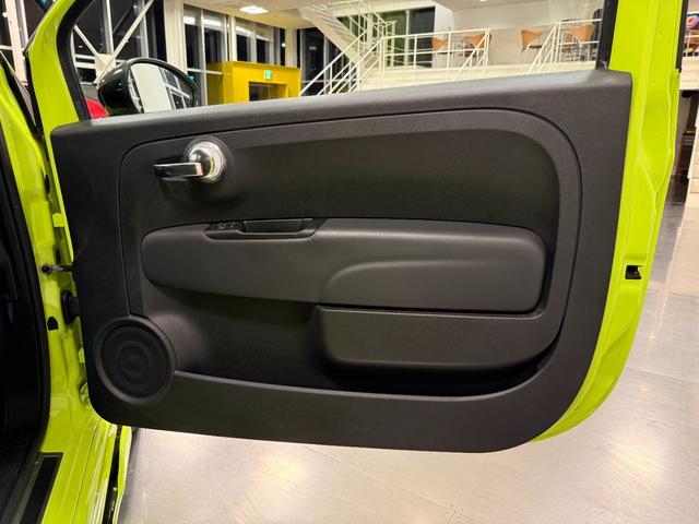 アバルト595 コンペティツィオーネ メイクユアスコーピオン 正規ディーラー車 5速MT カロッツェリアナビ&TV&バックカメラ アドレナリングリーン(12枚目)