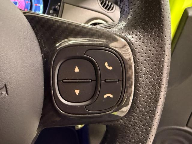 アバルト595 コンペティツィオーネ メイクユアスコーピオン 正規ディーラー車 5速MT カロッツェリアナビ&TV&バックカメラ アドレナリングリーン(17枚目)