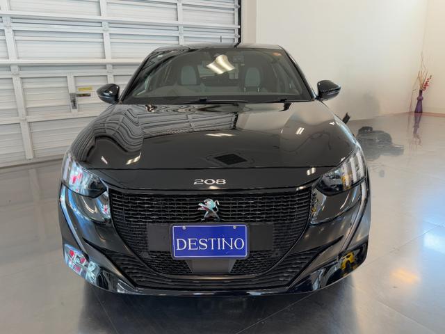 e-208 GTライン 令和3年式/パノラマグラスルーフ/専用ハーフレザーシート/カープレイ&バックモニター/前後ドライブレコーダー(3枚目)