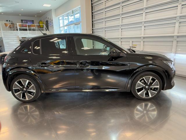 e-208 GTライン 令和3年式/パノラマグラスルーフ/専用ハーフレザーシート/カープレイ&バックモニター/前後ドライブレコーダー(9枚目)