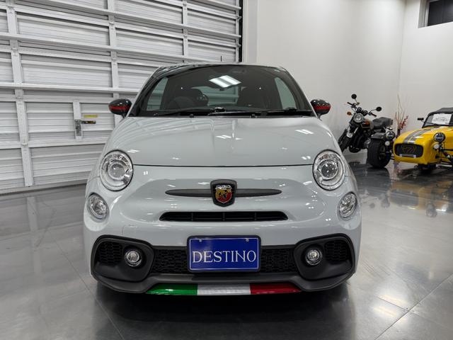 アバルト５９５ コンペティツィオーネ　２０１９年式／正規ディーラ車／５速ＭＴ車／１４５ｐｓ／純正ホイール／ドラレコ／社外ディスプレイ（3枚目）