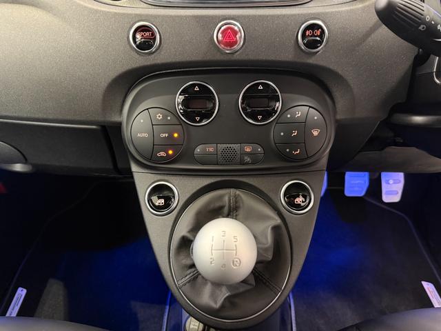 アバルト５９５ コンペティツィオーネ　２０１９年式／正規ディーラ車／５速ＭＴ車／１４５ｐｓ／純正ホイール／ドラレコ／社外ディスプレイ（23枚目）