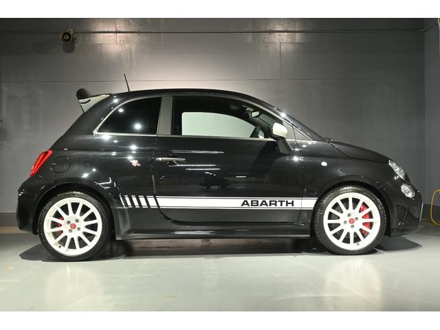 アバルト695 エッセエッセ ベースグレード 専用シート アクラポマフラー ドラレコ ETC(7枚目)