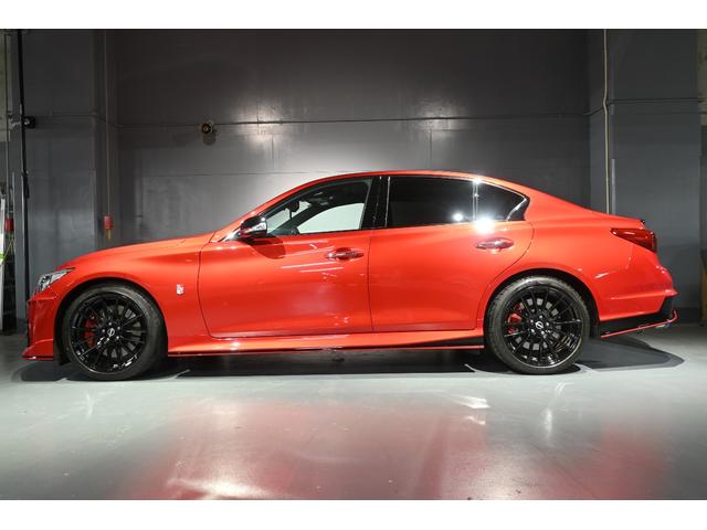 スカイライン ニスモ　３．０　ＮＩＳＭＯ　ＲＥＣＡＲＯシート　カーボン製フィニッシャー装着車　純正ナビサンルーフ　カーマインレッド　Ｇｒｅｄｄｙマフラー（10枚目）