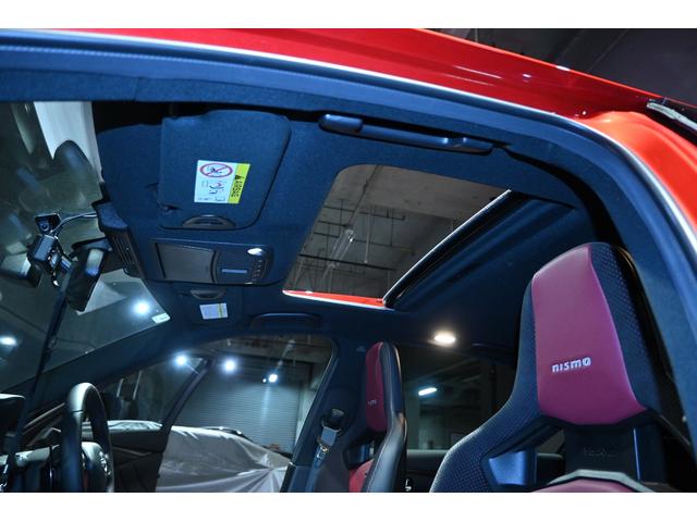 スカイライン ニスモ　３．０　ＮＩＳＭＯ　ＲＥＣＡＲＯシート　カーボン製フィニッシャー装着車　純正ナビサンルーフ　カーマインレッド　Ｇｒｅｄｄｙマフラー（22枚目）