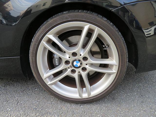 １シリーズ １３５ｉ　１３５ｉ（４名）Ｍパフォーマンスマフラー　ショートシフト　アクティブステアリング　アダプティブコーナリングライト　サンルーフ（29枚目）