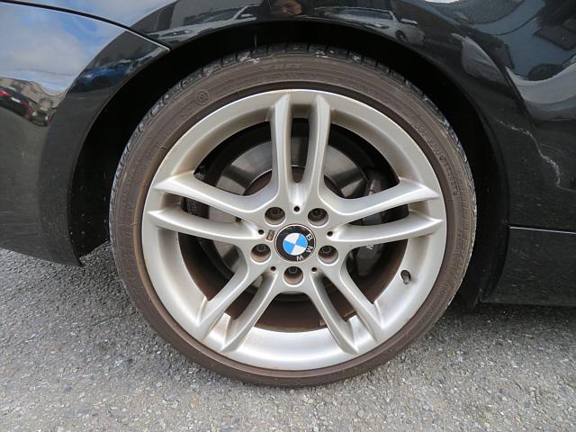１シリーズ １３５ｉ　１３５ｉ（４名）Ｍパフォーマンスマフラー　ショートシフト　アクティブステアリング　アダプティブコーナリングライト　サンルーフ（32枚目）