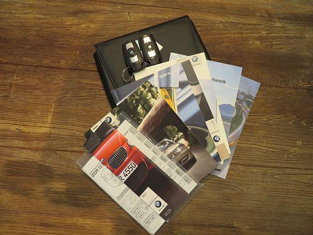 １シリーズ １３５ｉ　１３５ｉ（４名）Ｍパフォーマンスマフラー　ショートシフト　アクティブステアリング　アダプティブコーナリングライト　サンルーフ（33枚目）