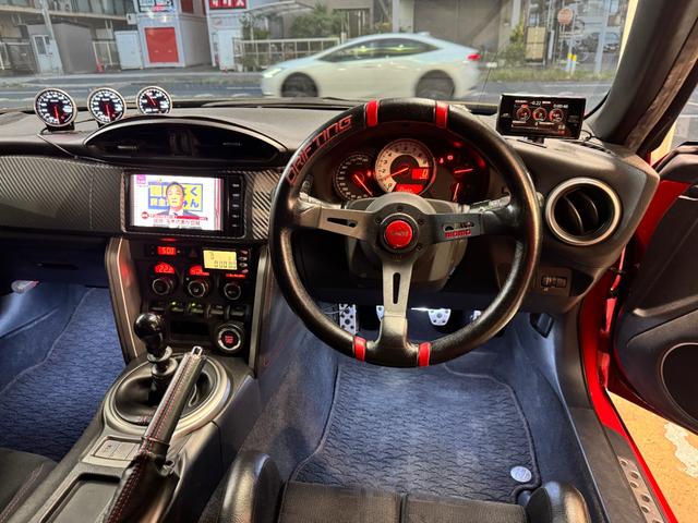 ８６ ＧＴ　ＶＡＲＩＳ　Ｆリップ＋サイドステップ＋ＧＴＷｉｎｇ　ｉｎｇｓ　Ｆワイドフェンダー　ＥＮＤＬＥＳＳ前後ブレーキキット（６ＰＯＴ＆４ＰＯＴ）　ＥＮＤＬＥＳＳスーパーファンクション車高調（4枚目）