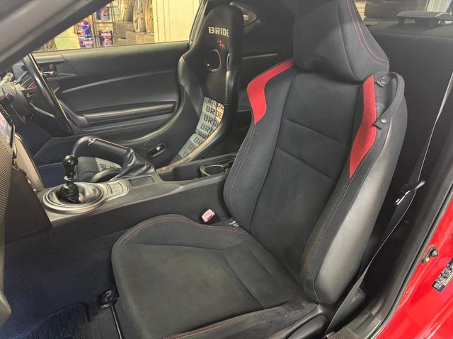 ８６ ＧＴ　ＶＡＲＩＳ　Ｆリップ＋サイドステップ＋ＧＴＷｉｎｇ　ｉｎｇｓ　Ｆワイドフェンダー　ＥＮＤＬＥＳＳ前後ブレーキキット（６ＰＯＴ＆４ＰＯＴ）　ＥＮＤＬＥＳＳスーパーファンクション車高調（8枚目）