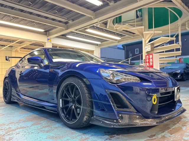 ８６ ＧＴ　ＶＡＲＩＳフロントバンパー＋サイドステップ　Ｃ－ＷＥＳＴフロントフェンダー　プロコンポジット　ＧＴ　ＷＩＮＧ　ＧｏｏｄＧｕｎボンネット　ＢＬＩＴＺ車高調　ＲＡＹＳ１８インチアルミ　ＧＲｅｄｄｙマフラー（27枚目）
