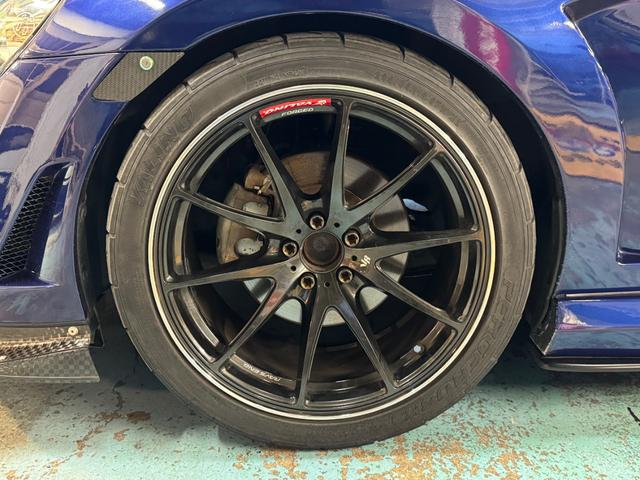 ８６ ＧＴ　ＶＡＲＩＳフロントバンパー＋サイドステップ　Ｃ－ＷＥＳＴフロントフェンダー　プロコンポジット　ＧＴ　ＷＩＮＧ　ＧｏｏｄＧｕｎボンネット　ＢＬＩＴＺ車高調　ＲＡＹＳ１８インチアルミ　ＧＲｅｄｄｙマフラー（32枚目）