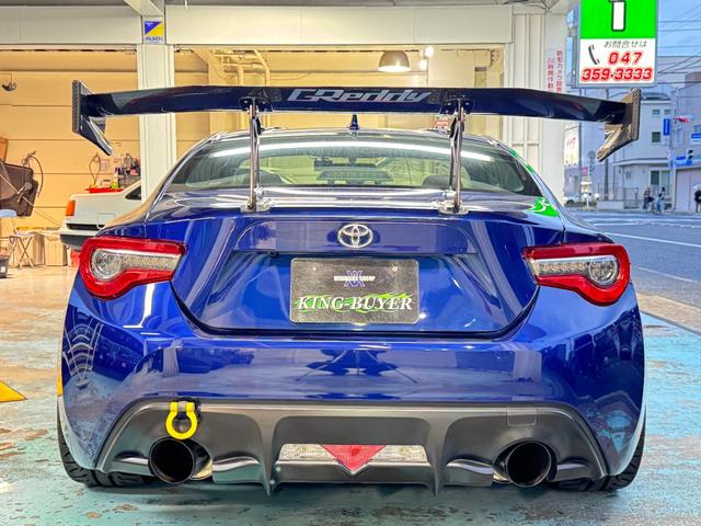 ８６ ＧＴ　ＶＡＲＩＳフロントバンパー＋サイドステップ　Ｃ－ＷＥＳＴフロントフェンダー　プロコンポジット　ＧＴ　ＷＩＮＧ　ＧｏｏｄＧｕｎボンネット　ＢＬＩＴＺ車高調　ＲＡＹＳ１８インチアルミ　ＧＲｅｄｄｙマフラー（35枚目）