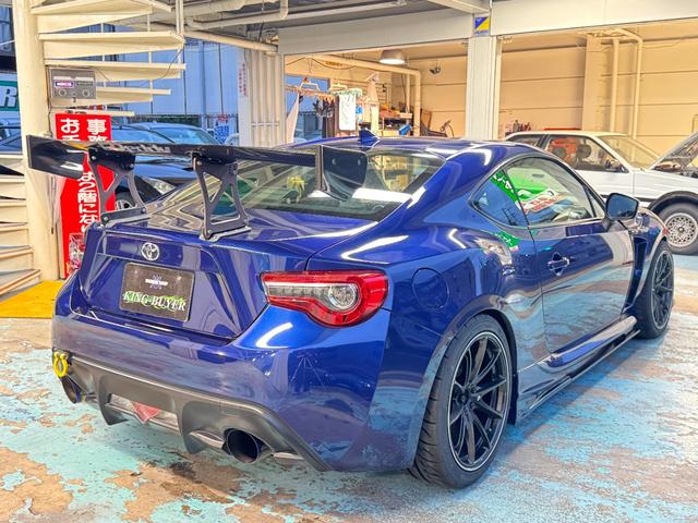８６ ＧＴ　ＶＡＲＩＳフロントバンパー＋サイドステップ　Ｃ－ＷＥＳＴフロントフェンダー　プロコンポジット　ＧＴ　ＷＩＮＧ　ＧｏｏｄＧｕｎボンネット　ＢＬＩＴＺ車高調　ＲＡＹＳ１８インチアルミ　ＧＲｅｄｄｙマフラー（37枚目）