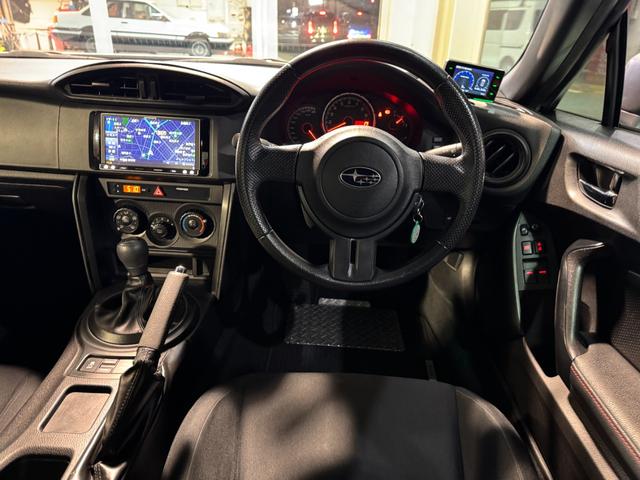 BRZ R STIフロントリップ ADVAN17インチアルミ(RSII) BLITZ車高調 前後ドライブレコーダー カロッツェリア地デジフルセグメモリナビ バックカメラ ETC(3枚目)