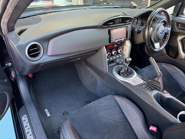 BRZ S 後期型 HKSハイパーマックスIVSP車高調 カロッツェリア地デジフルセグメモリ ETC ドライブレコーダー(7枚目)
