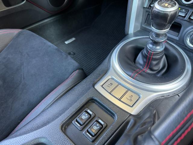 BRZ S 後期型 HKSハイパーマックスIVSP車高調 カロッツェリア地デジフルセグメモリ ETC ドライブレコーダー(13枚目)