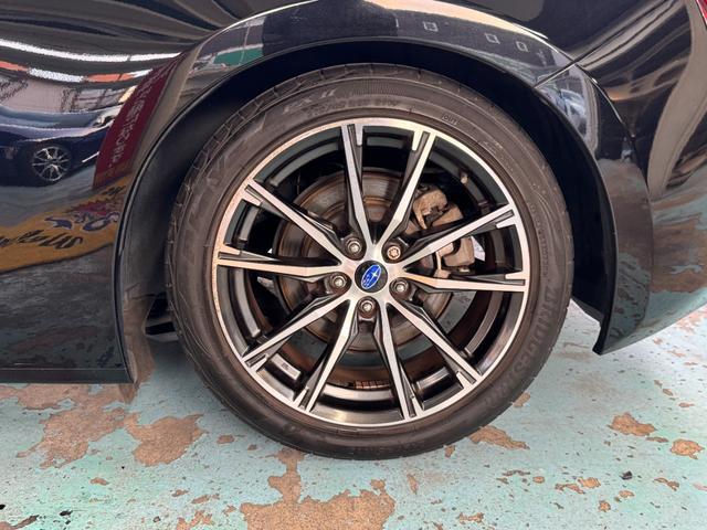 BRZ S 後期型 HKSハイパーマックスIVSP車高調 カロッツェリア地デジフルセグメモリ ETC ドライブレコーダー(28枚目)