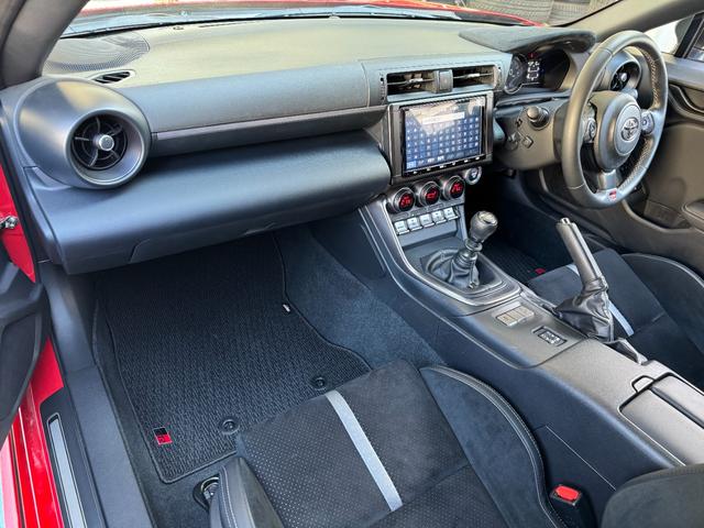 GR86 RZ GRエアロ GRマフラー HKSハイパーマックスIVGT車高調 WORKエモーション19インチアルミ 地デジフルセグSDナビ(9インチ) バックカメラ ETC ドライブレコーダー(7枚目)