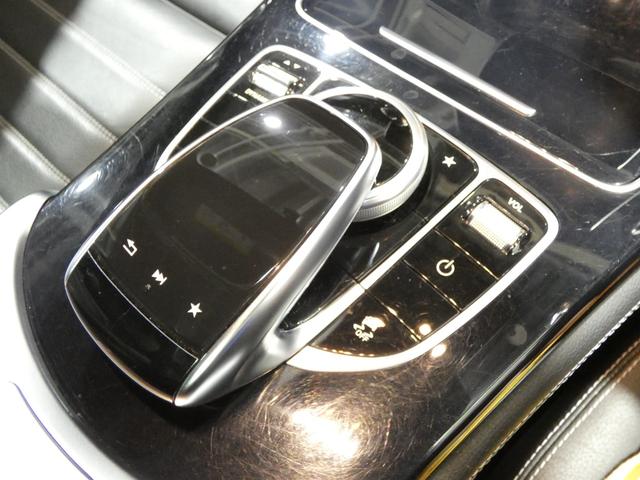 GLC GLC220d 4マチックスポーツ(本革仕様) レーダーセーフティ パノラマサンルーフ ブラックレザーシート&ヒーター エアバランスパッケージ ナビTV360カメラ キーレスゴー ブラインドスポットアシスト ブルメスターサウンド 電動テールゲート(26枚目)