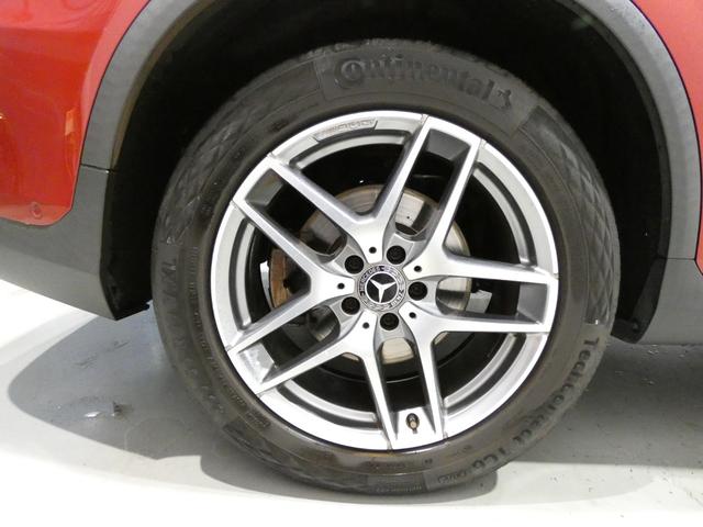 GLC GLC220d 4マチックスポーツ(本革仕様) レーダーセーフティ パノラマサンルーフ ブラックレザーシート&ヒーター エアバランスパッケージ ナビTV360カメラ キーレスゴー ブラインドスポットアシスト ブルメスターサウンド 電動テールゲート(57枚目)