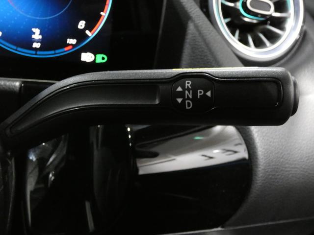 Bクラス B200d AMGラインパッケージ レーダーセーフティ ハーフレザーシート&シートヒーター AMGエアロ&AMGアルミホイール 純正ナビTV バックカメラ キーレスゴー 電動テールゲート(11枚目)