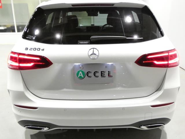 Bクラス B200d AMGラインパッケージ レーダーセーフティ ハーフレザーシート&シートヒーター AMGエアロ&AMGアルミホイール 純正ナビTV バックカメラ キーレスゴー 電動テールゲート(18枚目)