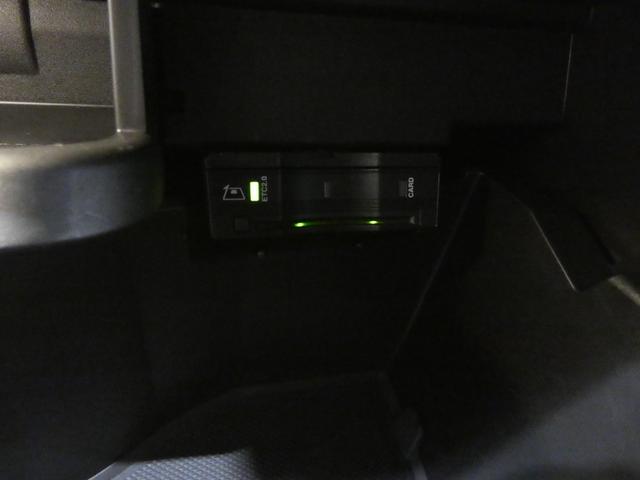 Bクラス B200d AMGラインパッケージ レーダーセーフティ ハーフレザーシート&シートヒーター AMGエアロ&AMGアルミホイール 純正ナビTV バックカメラ キーレスゴー 電動テールゲート(33枚目)