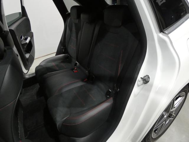 Bクラス B200d AMGラインパッケージ レーダーセーフティ ハーフレザーシート&シートヒーター AMGエアロ&AMGアルミホイール 純正ナビTV バックカメラ キーレスゴー 電動テールゲート(39枚目)