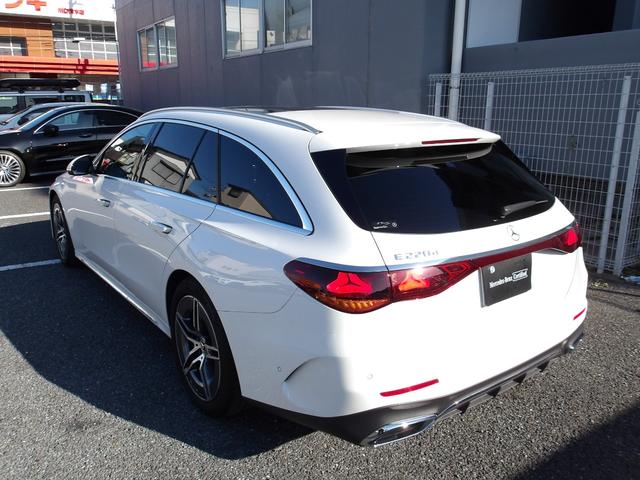 Ｅクラスステーションワゴン Ｅ２２０ｄステションワゴンアバギャルドＡＭＧラインＰ　認定保証２年・禁煙車・ワンオーナー・パノラミックルーフ・アドバンスドパッケージ・レザーエクスクルーシブパッケージ・デジタルインテリアパッケージ・オパリスホワイト・（２４０１）（15枚目）