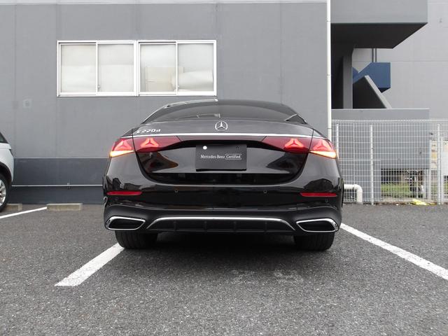 Eクラス E220d アバンギャルド AMGラインパッケージ 認定保証2年・禁煙車・ワンオーナー・レザーエクスクルーシブパッケージ・デジタルインテリアパッケージ・アドバンスドパッケージ・オブシディアンブラック・(2401)(16枚目)