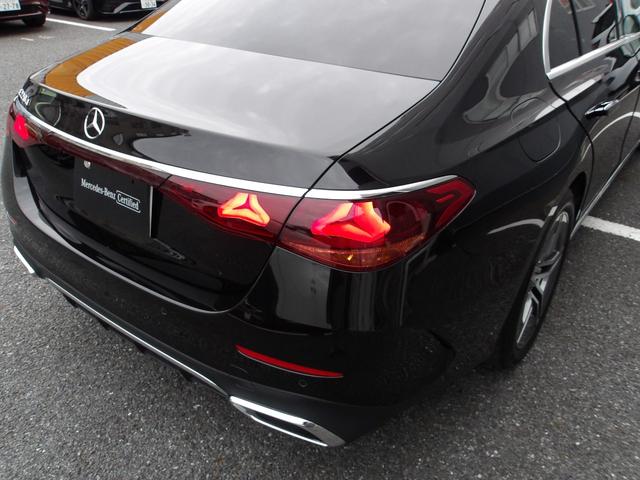 Eクラス E220d アバンギャルド AMGラインパッケージ 認定保証2年・禁煙車・ワンオーナー・レザーエクスクルーシブパッケージ・デジタルインテリアパッケージ・アドバンスドパッケージ・オブシディアンブラック・(2401)(28枚目)