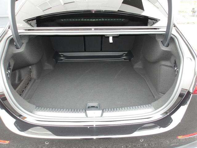 Eクラス E220d アバンギャルド AMGラインパッケージ 認定保証2年・禁煙車・ワンオーナー・レザーエクスクルーシブパッケージ・デジタルインテリアパッケージ・アドバンスドパッケージ・オブシディアンブラック・(2401)(56枚目)