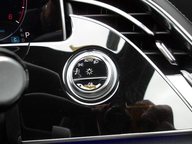 Eクラス E220d アバンギャルド AMGラインパッケージ 認定保証2年・禁煙車・ワンオーナー・レザーエクスクルーシブパッケージ・デジタルインテリアパッケージ・アドバンスドパッケージ・オブシディアンブラック・(2401)(67枚目)