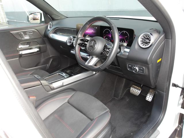 GLB GLB200d 4マチック AMGラインパッケージ 認定保証2年・禁煙車・ワンオーナー・パノラミックルーフ・ポーラホワイト・フットトランクオープナー・アンビエントライト・360度カメラ・(2502)((42枚目)
