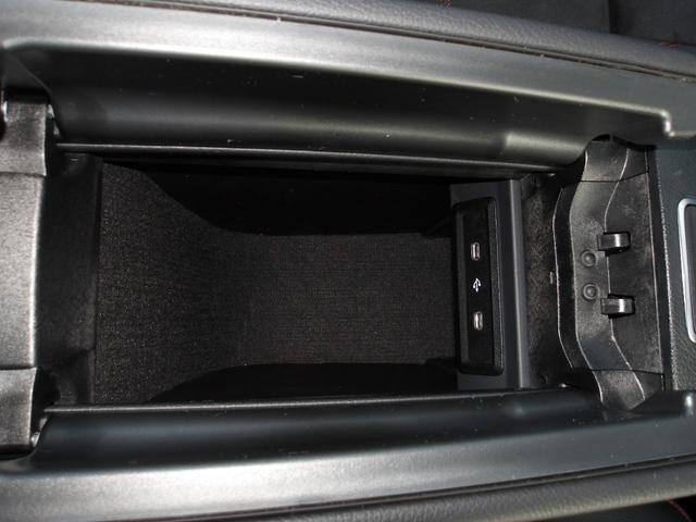 GLB GLB200d 4マチック AMGラインパッケージ 認定保証2年・禁煙車・ワンオーナー・パノラミックルーフ・ポーラホワイト・フットトランクオープナー・アンビエントライト・360度カメラ・(2502)((60枚目)