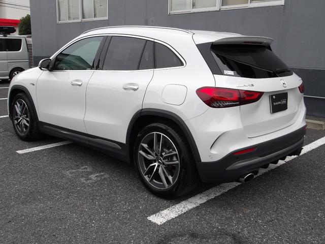 GLAクラス GLA35 4マチック 認定保証2年・禁煙車・パノラミックルーフ・アドバンスドパッケージ・AMGパフォーマンスパッケージ・デジタルホワイト・(2302)(13枚目)