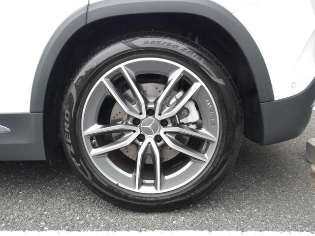 GLAクラス GLA35 4マチック 認定保証2年・禁煙車・パノラミックルーフ・アドバンスドパッケージ・AMGパフォーマンスパッケージ・デジタルホワイト・(2302)(21枚目)