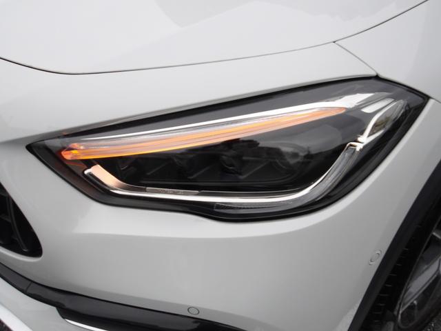 GLAクラス GLA35 4マチック 認定保証2年・禁煙車・パノラミックルーフ・アドバンスドパッケージ・AMGパフォーマンスパッケージ・デジタルホワイト・(2302)(23枚目)