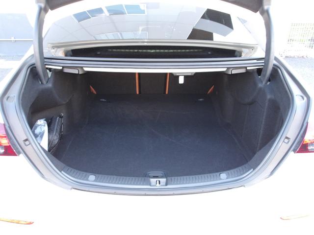 Eクラス E300 スポーツ 認定保証2年・禁煙車・パノラミックルーフ・パノラミックルーフ・エクスクルーシブパッケージ・AIRMATICDCサスペンション・ダイヤモンドホワイト・(2101)(47枚目)