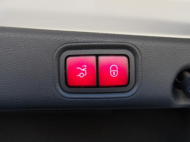 Eクラス E300 スポーツ 認定保証2年・禁煙車・パノラミックルーフ・パノラミックルーフ・エクスクルーシブパッケージ・AIRMATICDCサスペンション・ダイヤモンドホワイト・(2101)(50枚目)