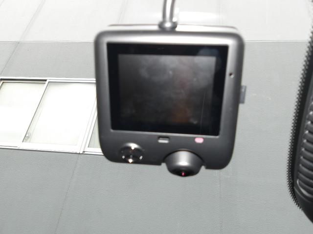 メルセデス・ベンツ認定中古車では、残価据え置き型ローンや、頭金・お支払回数などを自由にアレンジいただけるプランなど、お客様のライフスタイルの合わせた各種ローンを取り扱っております！