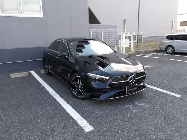 Aクラスセダン A180セダン AMGラインパッケージ 認定保証2年・禁煙車・コスモスブラック・フットトランクオープナー・アンビエントライト・AMGライン・純正ドライブレコーダー前後・(2502)(11枚目)