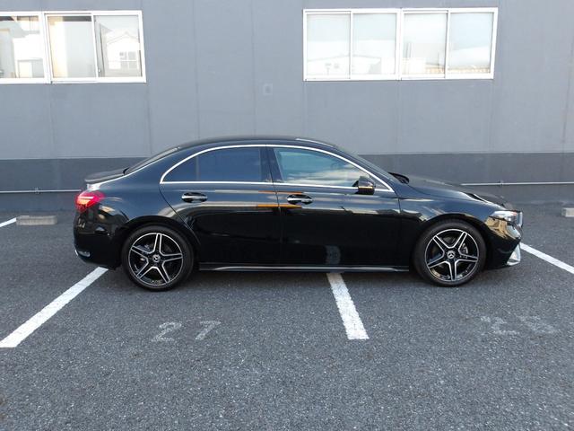 Aクラスセダン A180セダン AMGラインパッケージ 認定保証2年・禁煙車・コスモスブラック・フットトランクオープナー・アンビエントライト・AMGライン・純正ドライブレコーダー前後・(2502)(13枚目)