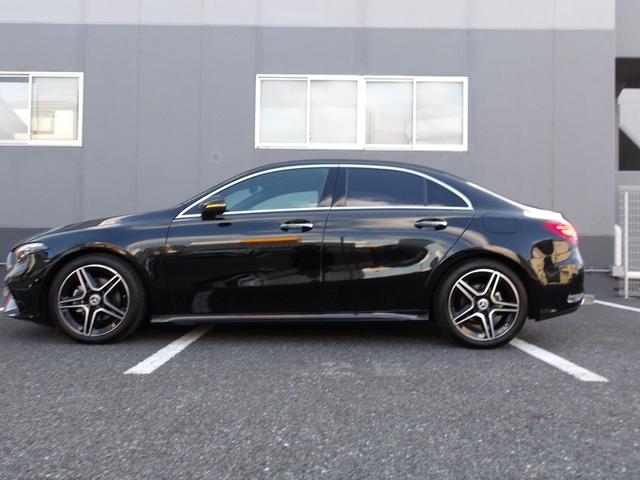 Aクラスセダン A180セダン AMGラインパッケージ 認定保証2年・禁煙車・コスモスブラック・フットトランクオープナー・アンビエントライト・AMGライン・純正ドライブレコーダー前後・(2502)(14枚目)
