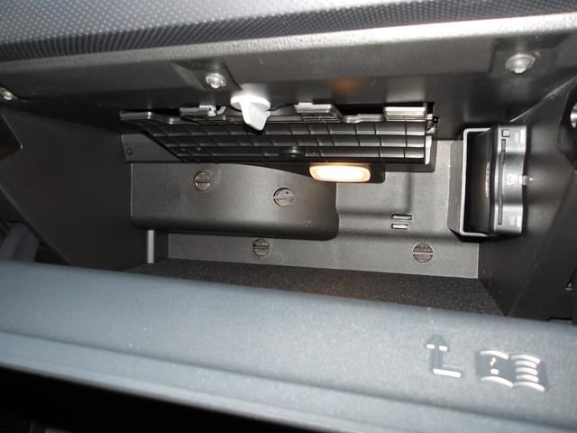 Aクラスセダン A180セダン AMGラインパッケージ 認定保証2年・禁煙車・コスモスブラック・フットトランクオープナー・アンビエントライト・AMGライン・純正ドライブレコーダー前後・(2502)(72枚目)