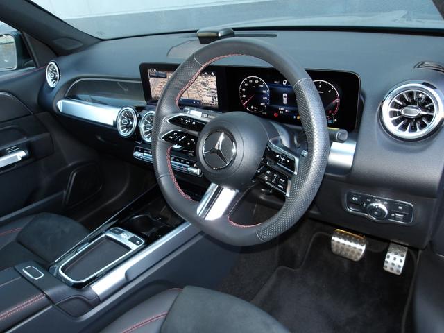 GLB GLB200d 4マチック AMGラインパッケージ 後期・認定保証2年・禁煙車・パノラミックルーフ・アンビエントライト・コスモスブラック・自動開閉テールゲート・純正ドライブレコーダー前後・(2401)(7枚目)