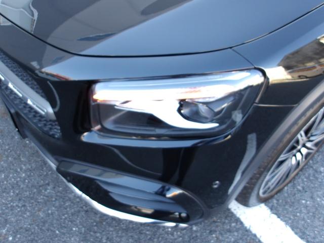 GLB GLB200d 4マチック AMGラインパッケージ 後期・認定保証2年・禁煙車・パノラミックルーフ・アンビエントライト・コスモスブラック・自動開閉テールゲート・純正ドライブレコーダー前後・(2401)(25枚目)